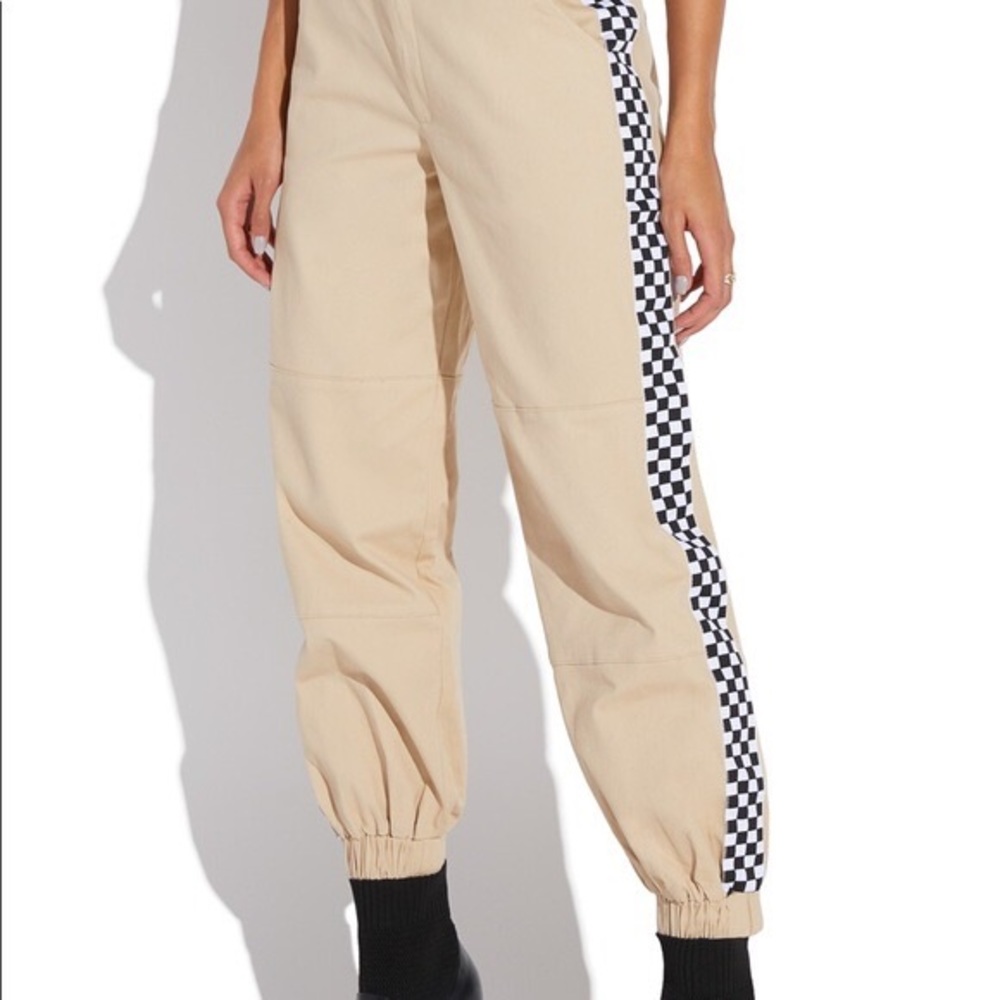 Hot & Delicious Tan Pnats with Black & White Checkers Size Large